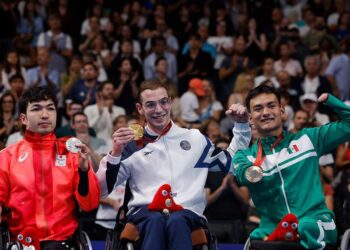 Segundo bronce para México en Paralímpicos; Ángel Camacho al podio