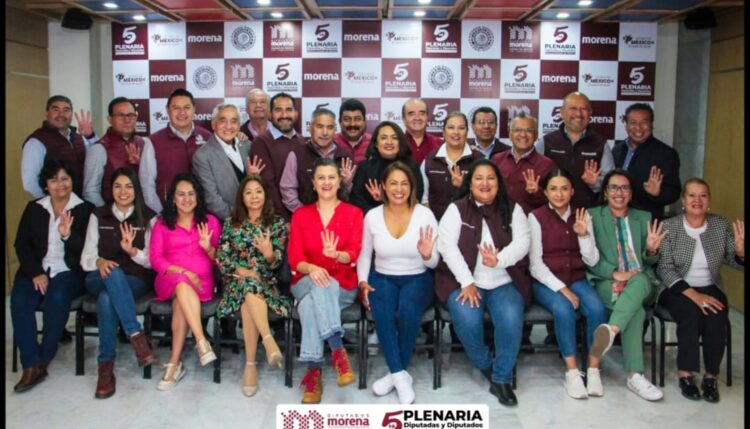 Francisco Vázquez liderará bancada morenista; comprometen unidad