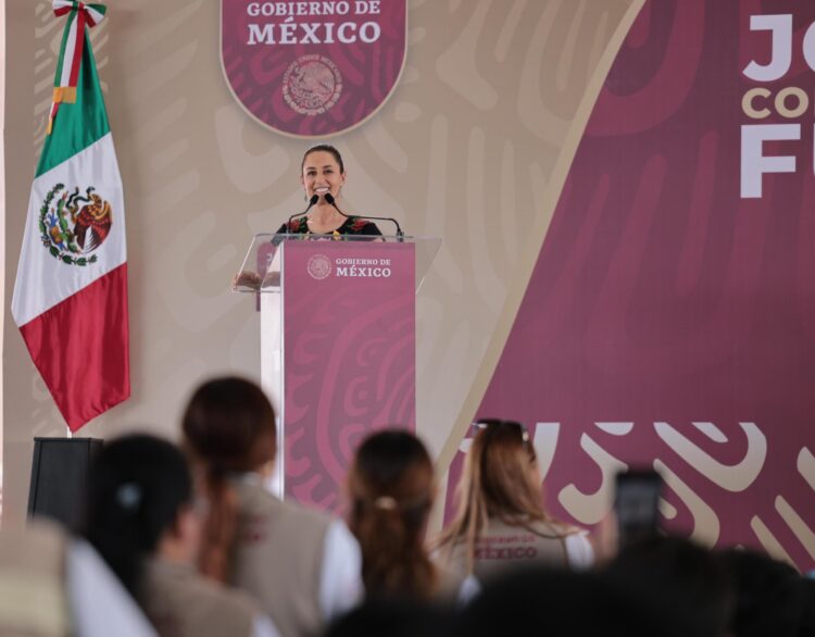 Sheinbaum promete expansión ferroviaria hacia el norte y asegura apoyo continuo a Nuevo León