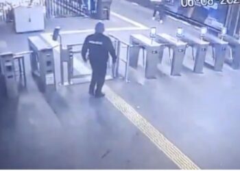 Cae rayo en estación Taxqueña e interrumpe servicio en Tren Ligero