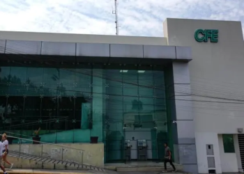 Inai ordena a CFE a dar documentación a exempleado para comprobar su alta en el IMSS