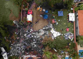 Identifican a 2 de las 62 víctimas del accidente aéreo en Brasil