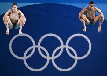 Osmar Olvera y Juan Celaya logran plata en los clavados sincronizados en París-2024