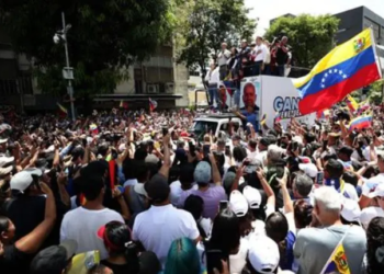 Chile y España coinciden en la necesidad de una «salida democrática» en Venezuela