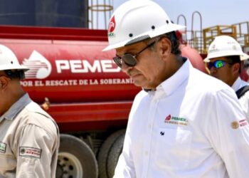 Renueva Pemex su flota de pipas y aumenta capacidad en 117%