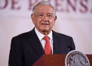 López Obrador pide que reparto de ‘pluris’ se ajuste a lo que establece la Constitución