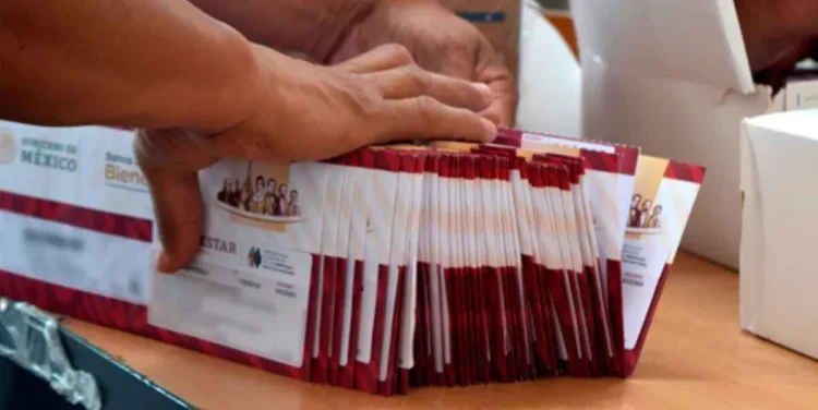 ‘Todos los adultos mayores reciben 6 mil pesos bimestrales’