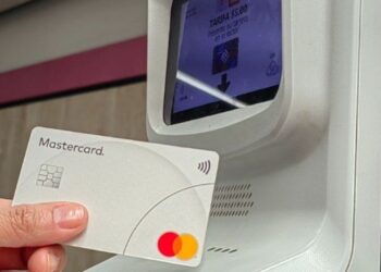 Ya puedes entrar al Metro con tu tarjeta bancaria