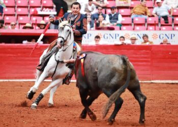 Cuauhtémoc Ayala haciendo historia en la México