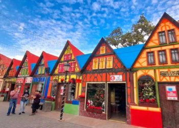 Tlalpujahua: Un Tesoro Turístico de Magia, Historia y Naturaleza