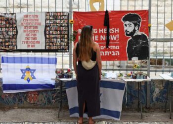 Israel recupera los cuerpos de 6 rehenes en Gaza; Hamás los iba a liberar