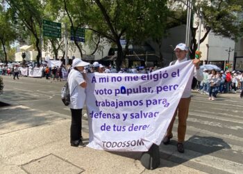 Trabajadores del Poder Judicial mantienen plantón afuera del Senado; afectaciones viales