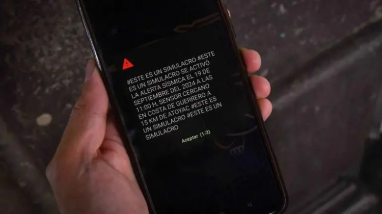 Protección Civil CDMX atribuye a lluvias y compañías de telefonía fallos en el Simulacro Nacional