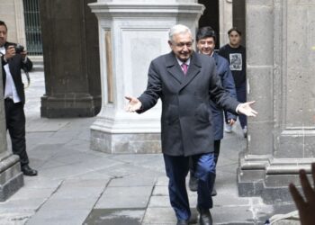 AMLO se muda de Palacio Nacional y regresa a su casa en Tlalpan
