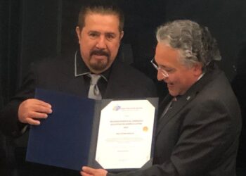 Reconocimiento a Paul Achar Zavalza