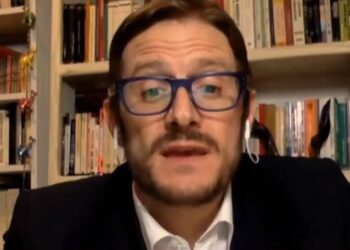 Instituto Mora justifica despido de Hernán Gómez Bruera por incumplimientos y cobros indebidos a estudiantes