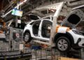 Volkswagen va a cerrar 3 fábricas en Alemania y suprimir “decenas” de miles de empleos