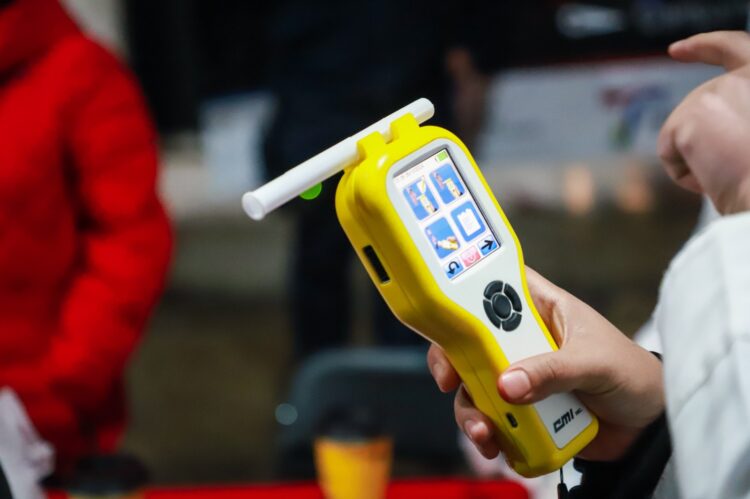 Para prevenir percances y decesos instalan alcoholimetro en Tlalnepantla