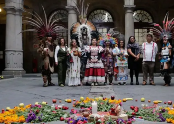 Clara Brugada encabeza la conmemoración del Día de la Nación Pluricultural en CDMX