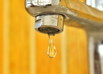 Reducción de agua afectará 14 colonias en Nezahualcóyotl, Edomex