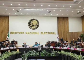 Impugna INE ante el TEPJF amparos cuya intención es detener la elección judicial