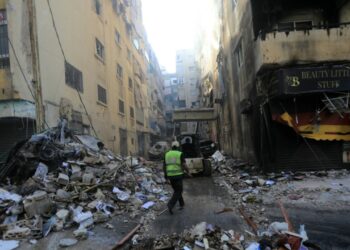 Israel realiza operaciones terrestres “limitadas” contra Hezbolá en Líbano