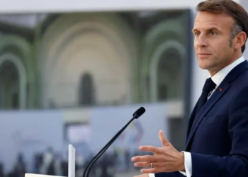 Macron pide que se deje de suministrar armas a Israel