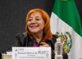 Rosario Piedra levanta la mano para un segundo periodo al frente de la CNDH