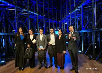 Ganadores del RETO ACTINVER son premiados en la Bolsa Mexicana de Valores