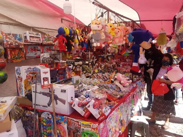 Alcaldesa de Izcalli prepara ‘regalazo’ a mafia comerciante