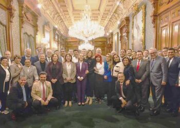 Se reúne gobernador de Tamaulipas con presidenta Claudia Sheinbaum