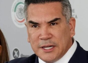 ‘Alito’ Moreno propone iniciativa para dar cargos públicos a jóvenes