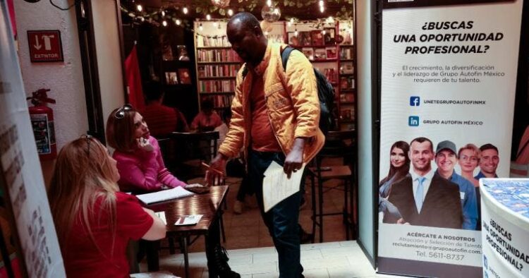 Reporta IMSS 138 mil empleos formales en octubre; más de 594 mil en el año