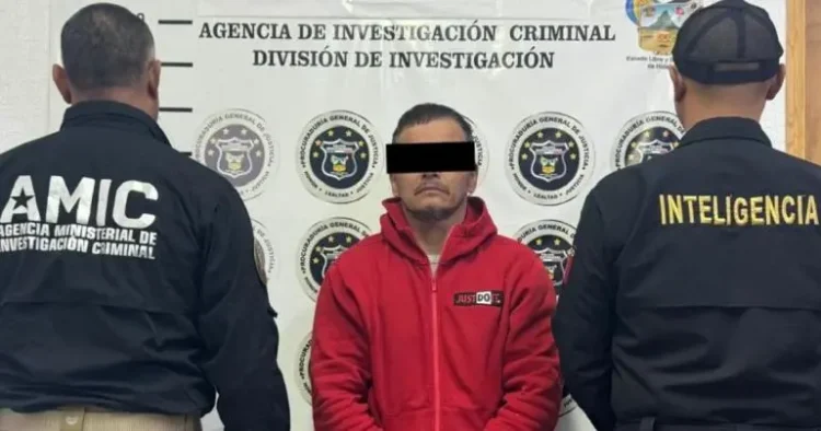 Detienen a líder de ‘Los Colombianos’; se dedicaban a robar casas de lujo