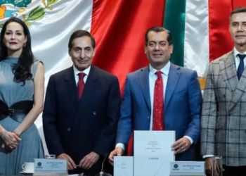 Hacienda entrega paquete económico 2025 a la Cámara de Diputados