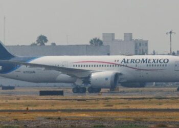 Sindicato de Aeroméxico aprueba 20% de incremento salarial