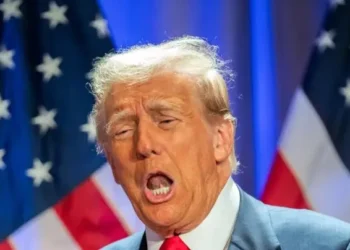 En tiempo récord, Trump completa su leal y variado gabinete