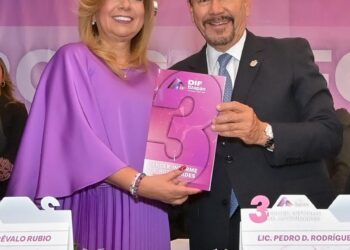EN SU TERCER INFORME AL FRENTE DEL DIF ATIZAPÁN DE ZARAGOZA, LA PRESIDENTA PATRICIA ARÉVALO RUBIO CONSOLIDA SU TRAYECTORIA POR SU COMPROMISO Y TRABAJO A FAVOR DE LAS FAMILIAS; DESTACA SU LABOR EN BENEFICIO DE NIÑAS, NIÑOS, ADULTOS MAYORES, LA SALUD Y ALIMENTACIÓN