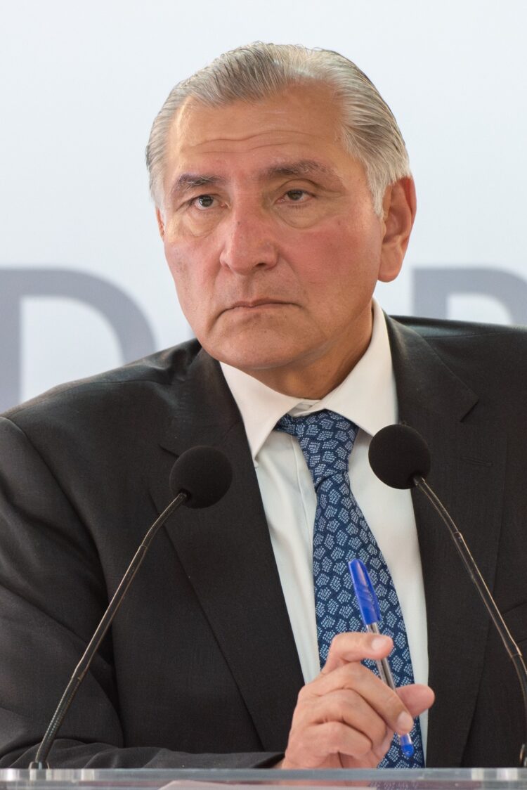 Aplica Adán Augusto López violencia política de género a Juanita Guerra, al destituirla de Comisión en el Senado