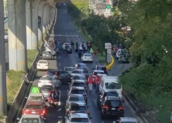 Manifestaciones paralizan Periférico Sur y Tlalpan