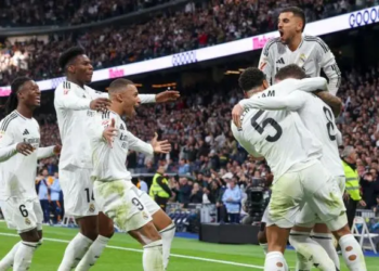 Real Madrid doblega al Sevilla y queda segundo en la clasificación