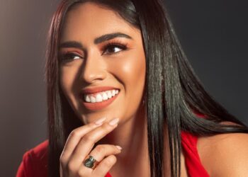 Majo Cornejo estrena emotivo sencillo navideño “Es Navidad”