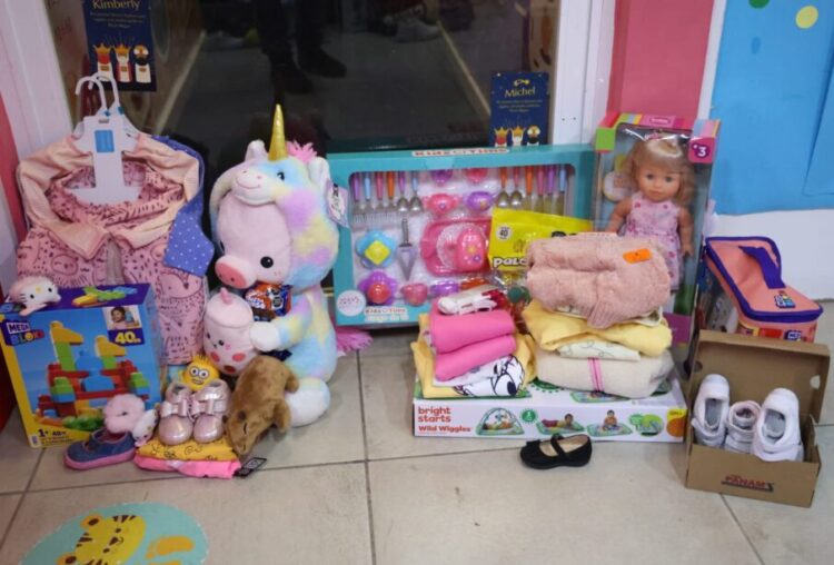 Llegan los Reyes Magos al Albergue Renacer en Huixquilucan