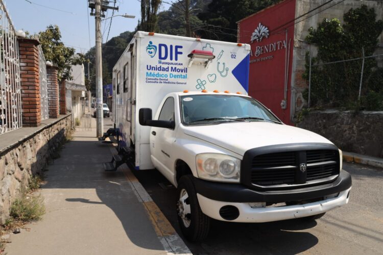 Cuida Huixquilucan salud de familias vulnerables a través de unidades móviles