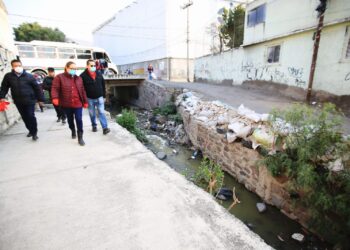 Penas máximas administrativas para quien tire basura y descargas sanitarias a las barrancas de Ecatepec