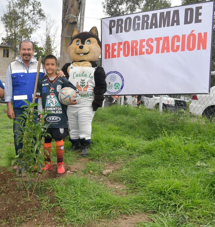 PEDRO RODRÍGUEZ, COMPROMETIDO CON MEJORAR LA CALIDAD DE VIDA DE LAS FAMILIAS DE ATIZAPÁN A TRAVÉS DE LA PROTECCIÓN DEL MEDIO AMBIENTE
