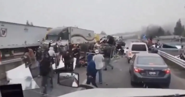 Accidente en la autopista Xalapa-Perote deja dos muertos; se registra rapiña