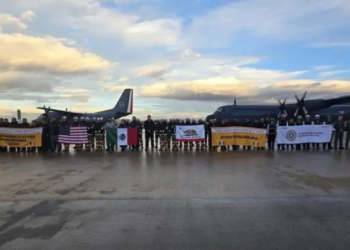 Grupo de 74 mexicanos viaja a LA para apoyar en combate de incendios