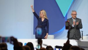 CONVOCA ROMINA CONTRERAS A LA SOCIEDAD A TRABAJAR UNIDOS PARA QUE HUIXQUILUCAN SIGA AVANZANDO