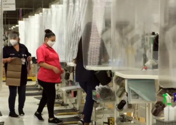 PIB crece a tasa anual 1.5% en 2024, pero cae 0.6% en el cuarto trimestre: Inegi